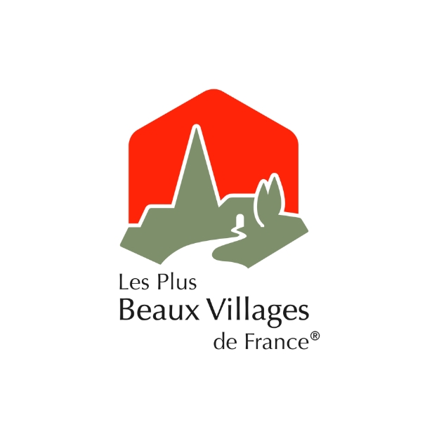 Découvrez les plus beaux villages de France avec PanneauPocket